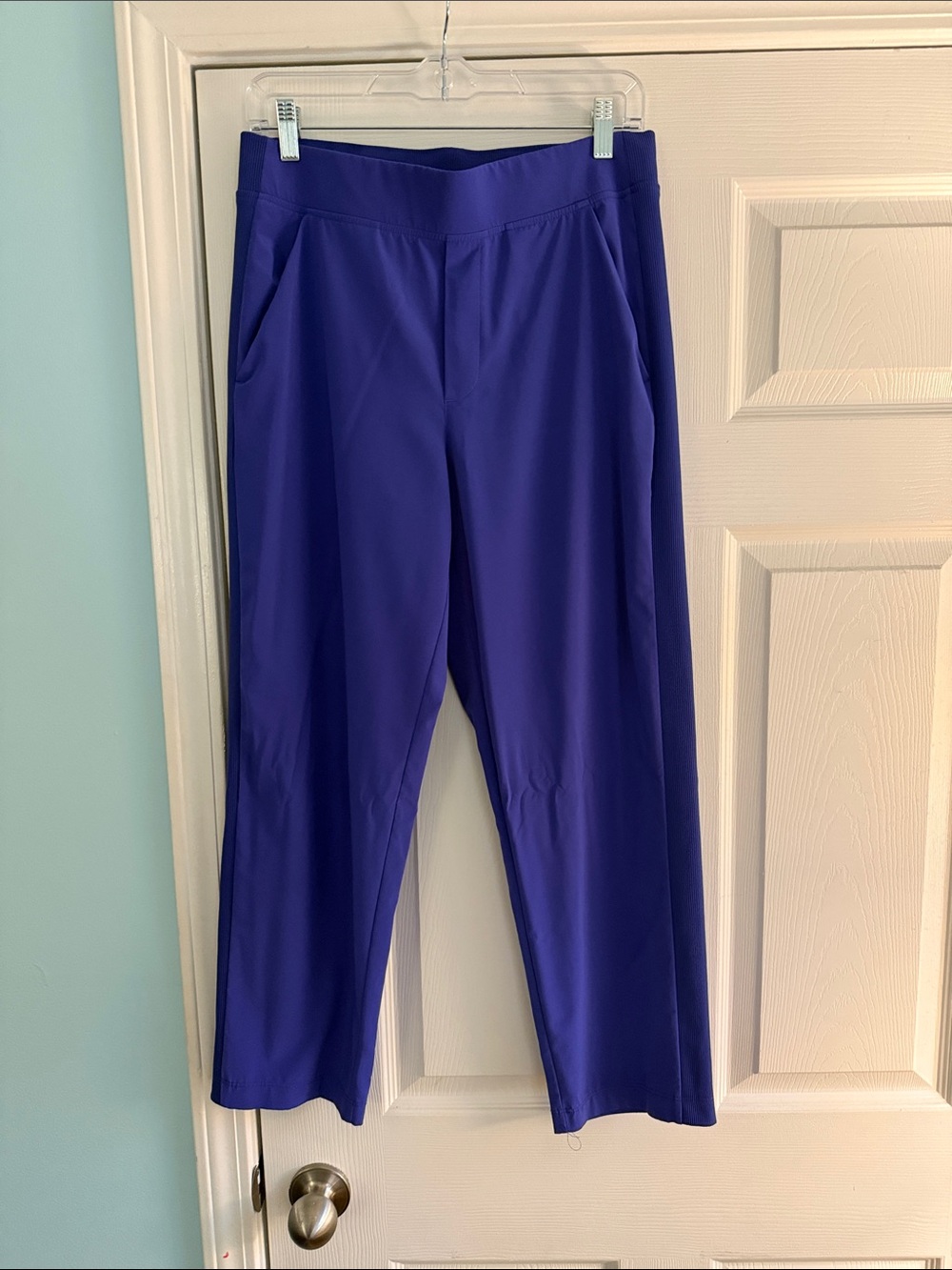 Athleta Women’s Brooklyn Ankle pants 8T in a deep Periwinkle blue (not royal)